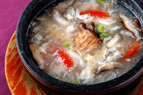 台南榮星精燉湯頭料理【干貝蟹肉煲】